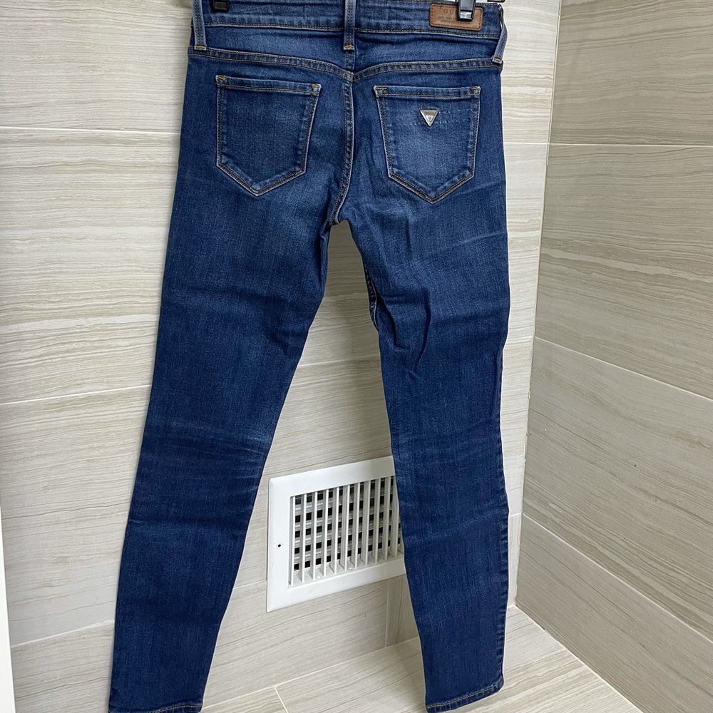 GUESS JEANS 25
